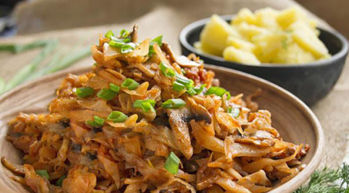 Тушеная капуста