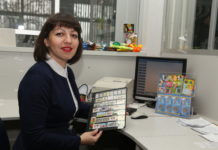В числе передовиков — оператор Лельчицкого отделения почтовой связи Ирина Заблоцкая