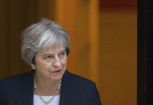 Переговоры между Великобританией и ЕС по Brexit находятся в тупике — Тереза Мэй