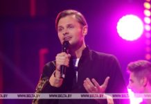 Белоруский музыкант Влад Чижиков покорил жюри украинского шоу «Голос страны»