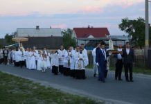 У Лельчыцах у касцёле Найсвяцейшага Сэрца Пана Езуса і Маці Божай Фацімскай адбылася ўрачыстасць, прысвечаная Дню Фацімскай Божай Маці