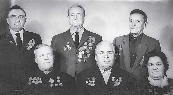 Александр Гриб