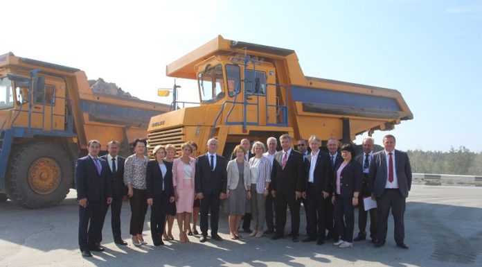 семинар, совещание, депутаты, щебзавод