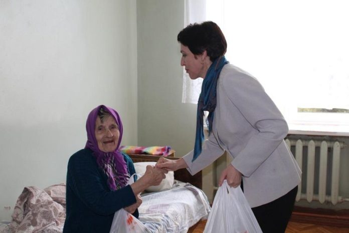 Симоничи, больница, День матери