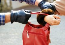 Ранее судимый лельчанин пытался похитить деньги у женщины грабёж, кража, деньги