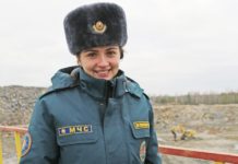 Сотрудник РОЧС Алёна Леонович с детства примеряла на себя военную форму Леонович, РОЧС