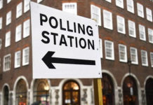 Досрочные парламентские выборы начинаются в Великобритании