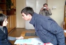 В Чечерске учащийся профлицея обругал воспитателя нецензурными словами и получил штраф ученик