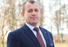 «Главное, чтобы люди получали зарплату»: какими планами и надеждами живёт Лельчицкое ПМС директор Александр Синицкий