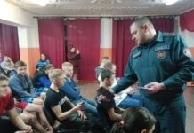 Лельчицкие спасатели рассказали учащимся профессионального лицея, что делать при сигнале сирен «Внимание всем!» лицей, РОЧС, Лельчицы