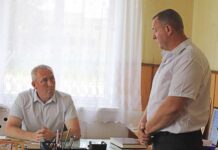 Председатель райисполкома Сергей Косинский обсудил проблемные вопросы с трудовым коллективом ОАО «Приболовичи» встреча, Косинский