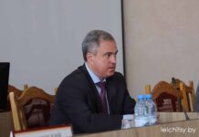 Заместитель председателя облисполкома Владимир Привалов встретился с активом Лельчицкого района Привалов