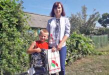 Активисты «Белой Руси» вручили портфели будущим первоклашкам Лельчицкого района балая русь, акция