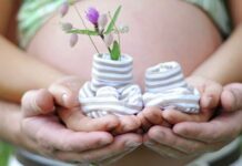 Что нужно знать будущей маме? В Минтруда назвали ключевые нюансы пособия по беременности и родам Мама, ребенок