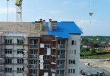 Видео. Уважать прошлое, ценить настоящее и строить будущее. С Днём строителя!