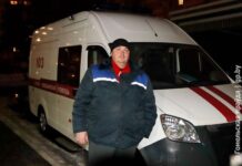 В Гомеле машины скорой помощи пробили колеса из-за шипов, разбросанных на проезжей части. “Гомельская праўда” поговорила с одним из водителей