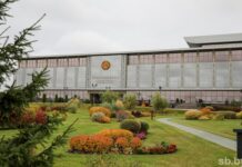Для трансформации сферы туризма из социальной в экономическую. Лукашенко одобрил поправки в законы
