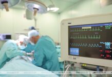 Ювелирная работа, титановые импланты: подробности двух уникальных операций на позвоночнике в Гомеле