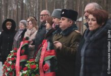 Юные миротворцы Головинской средней школы Гомельского района принесли присягу у мемориала «Партизанская криничка»