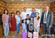 В школу — с новым портфелем