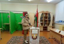 Люди спешат отдать голоса за своих кандидатов