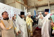 Торжественная литургия в агрогородке Липляны: Епископ Туровский и Мозырский Леонид совершил Божественную службу в храме Успения Пресвятой Богородицы