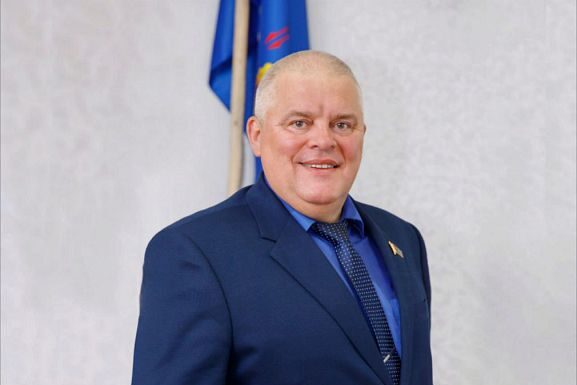 Поздравление с Днем единения народов Беларуси и России от члена Совета Республики Национального собрания Республики Беларусь Андрея КРИВОНОСОВА