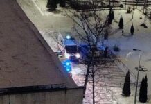 Ученик ранил ножом несколько человек в школе в Подмосковье
