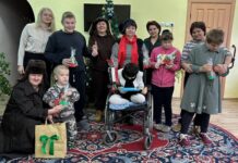 Сказка под Новый год: добрые дела «серебряных» волонтеров