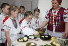 Відэа. Кожную пятніцу – роднае сваё: “Карагод” запрашае да стала