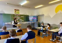 Учащиеся школ почтили память жертв Хатынской трагедии