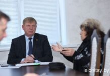 Прием граждан в Лельчицком райисполкоме: вопросы жилья и ремонта фасада