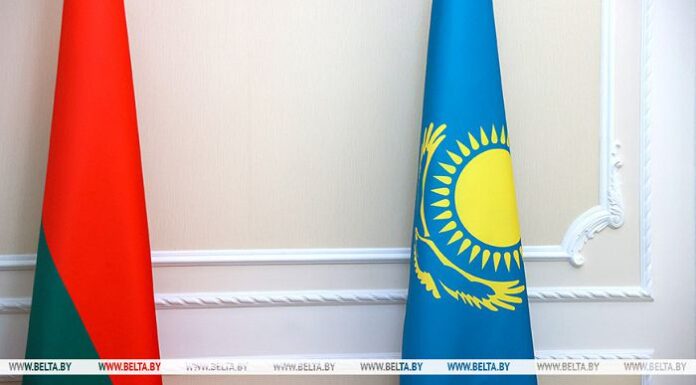 Лукашенко и Токаев провели телефонный разговор