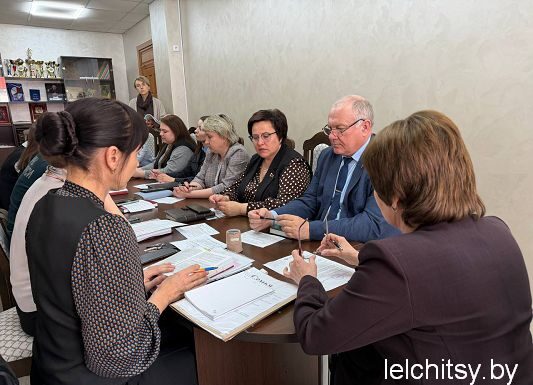 Внимание к проблемам молодежи