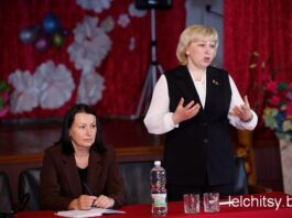 Светлана Сенько встретилась с жителями деревни Замошье