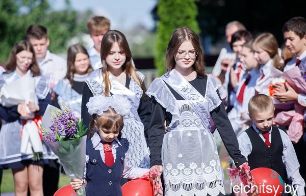 Теплый прощальный миг и шаг в новую жизнь
