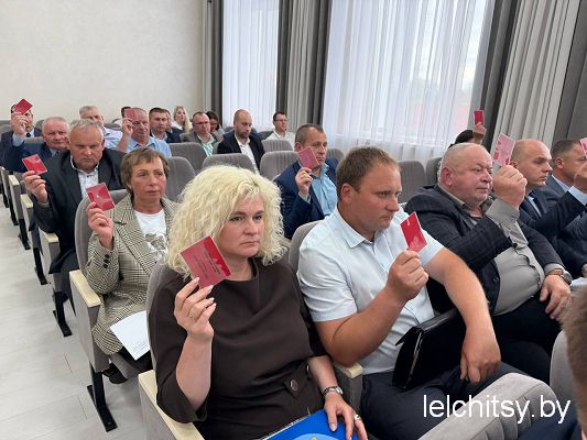 Культура и комфорт: ключевые решения сессии Лельчицкого районного Совета депутатов