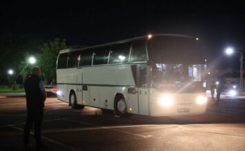 «Слава Богу, дома!» Пассажиры попавшего под удар БПЛА ВСУ автобуса вернулись в Речицу