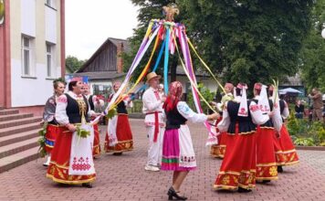 Под сенью Святой Троицы