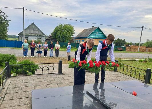 Память, объединяющая поколения