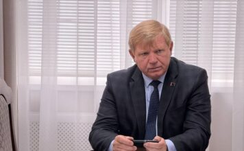 Открытый диалог: Глава района Сергей Дылюк провел прием граждан в Лельчицах