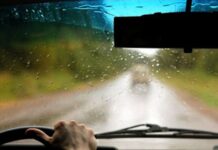 Безопасность на дорогах в условиях дождя: советы от Госавтоинспекции