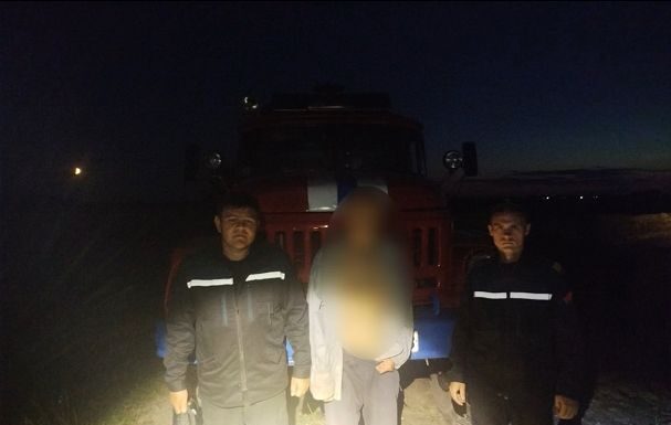 В Лельчицком районе в лесу заблудился мужчина: его обнаружили спасатели