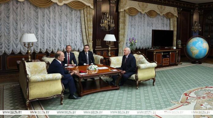 Лукашенко встретился с лидером КПРФ Зюгановым