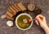 Рассольник на зиму с перловкой и свежими огурцами: простым рецептом поделилась кулинарный блогер