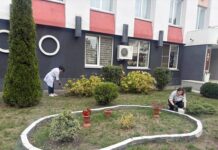 Трудовой десант в Лельчицах — район наводит чистоту
